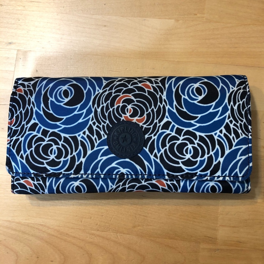 Kipling Teddi Wallet in Piercing Posies (USED)